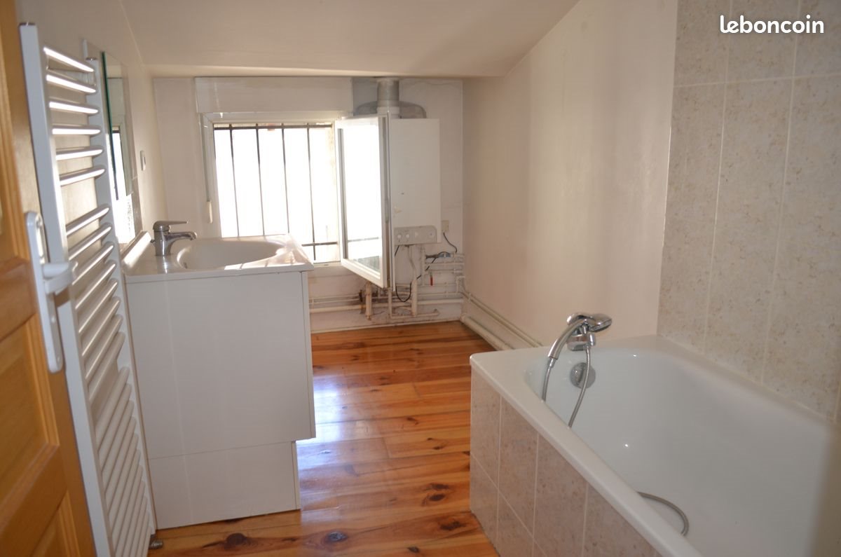 Appartement à louer, 60m², Crest