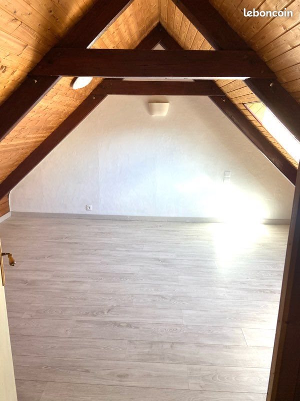 Appartement à louer, 74m², Crozon