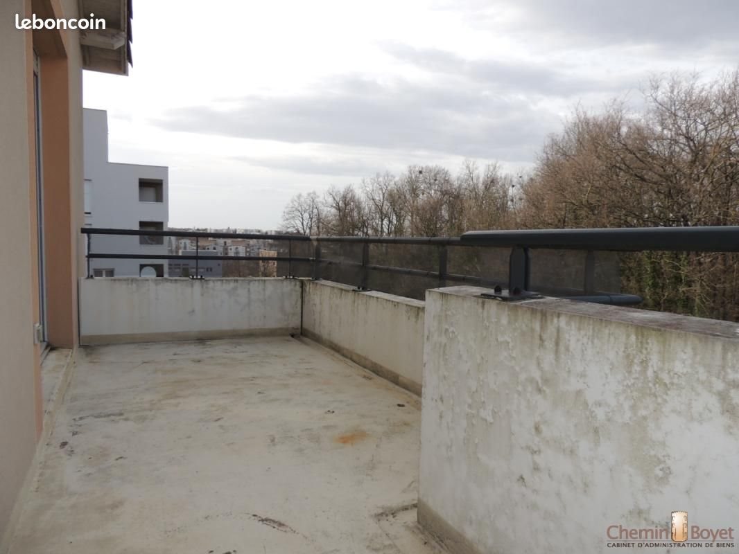 Appartement à louer, 45m², Villefontaine