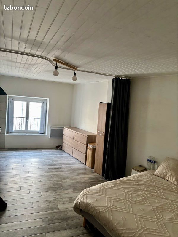 Appartement à louer, 45m², Saint-Ambroix