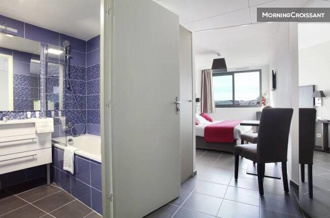 Appartement à louer, 23m², Marseille 8ème