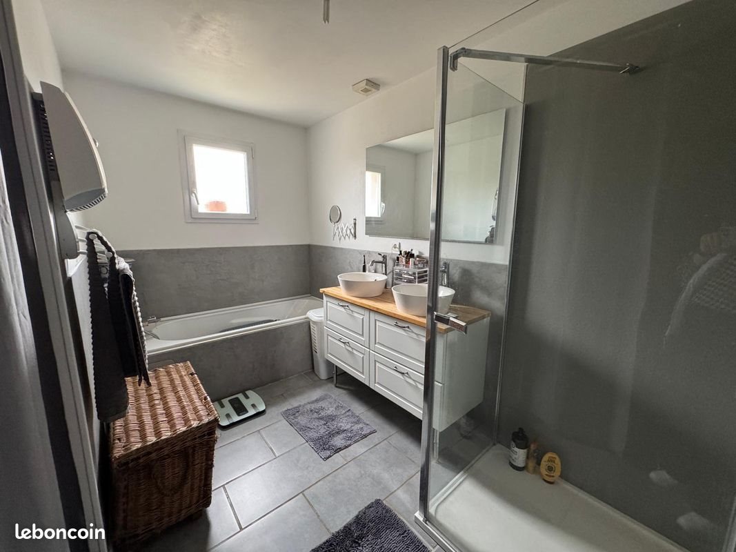 Maison à vendre, 102m², Ollezy