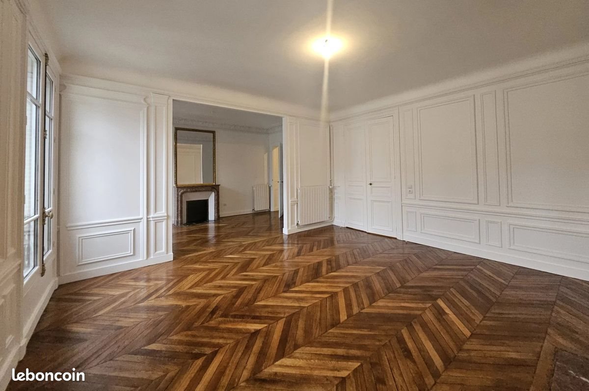 Appartement à louer, 142m², Paris 8ème