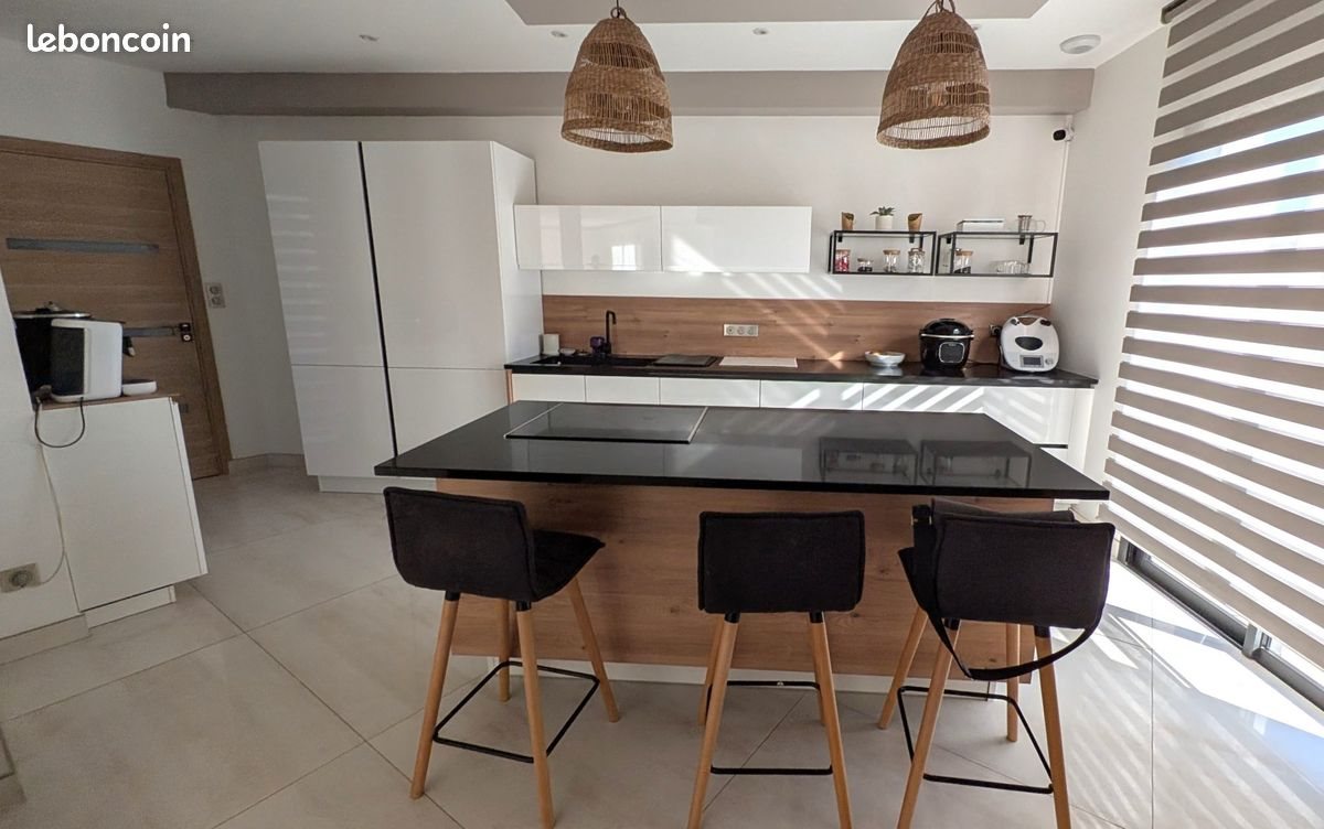 Maison à vendre, 134m², Morières-lès-Avignon