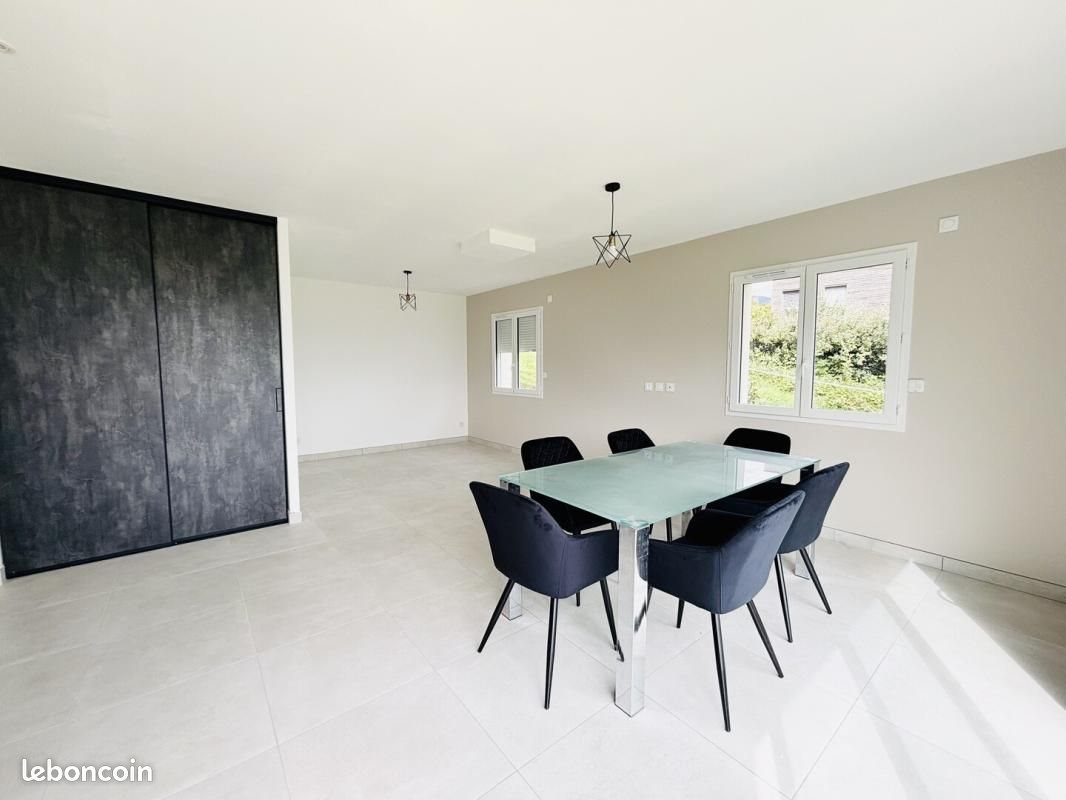 Maison à vendre, 93m², Péron