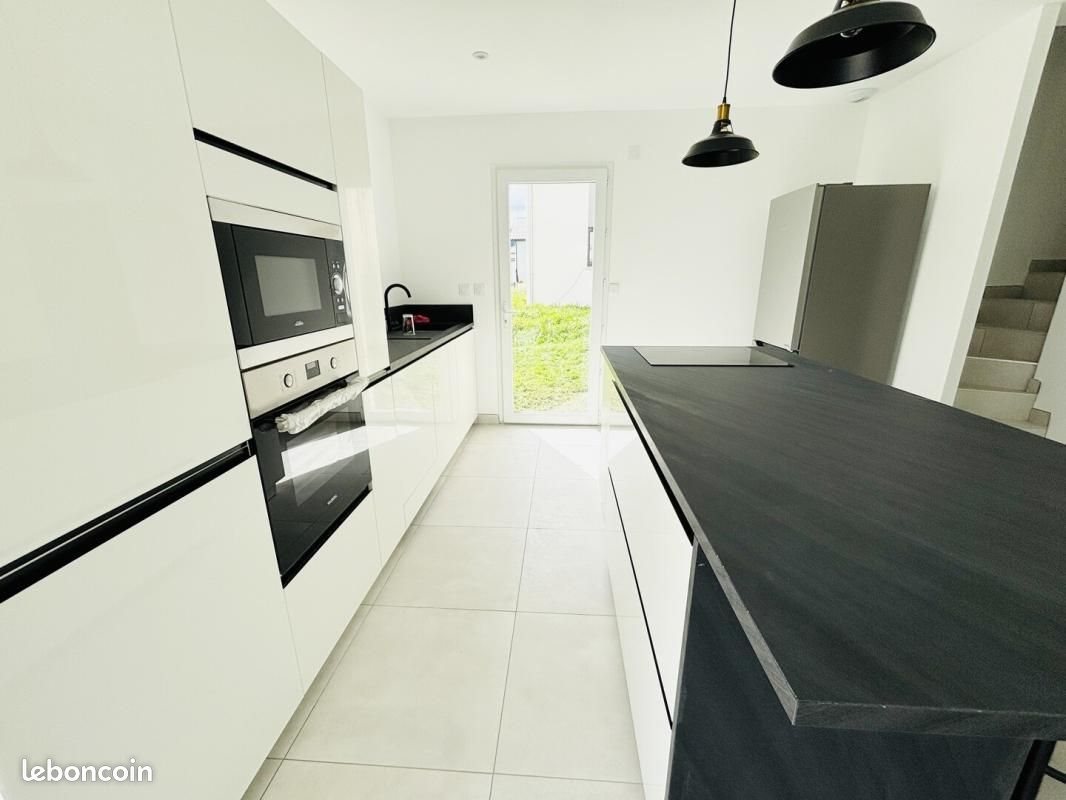 Maison à vendre, 93m², Péron