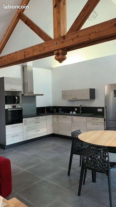 Maison à louer, 65m², Barjac