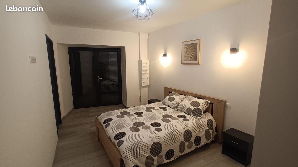 Maison à louer, 65m², Barjac