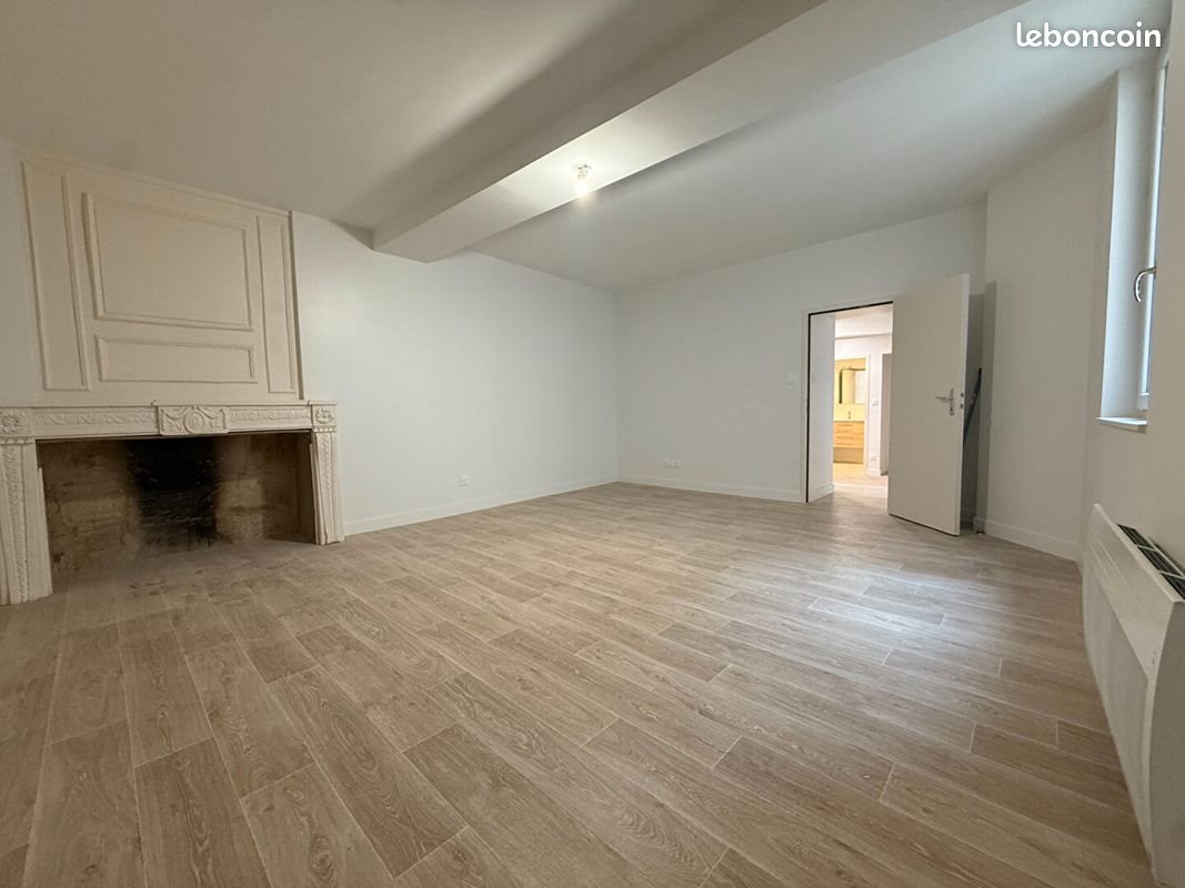 Appartement à louer, 43m², Loudun