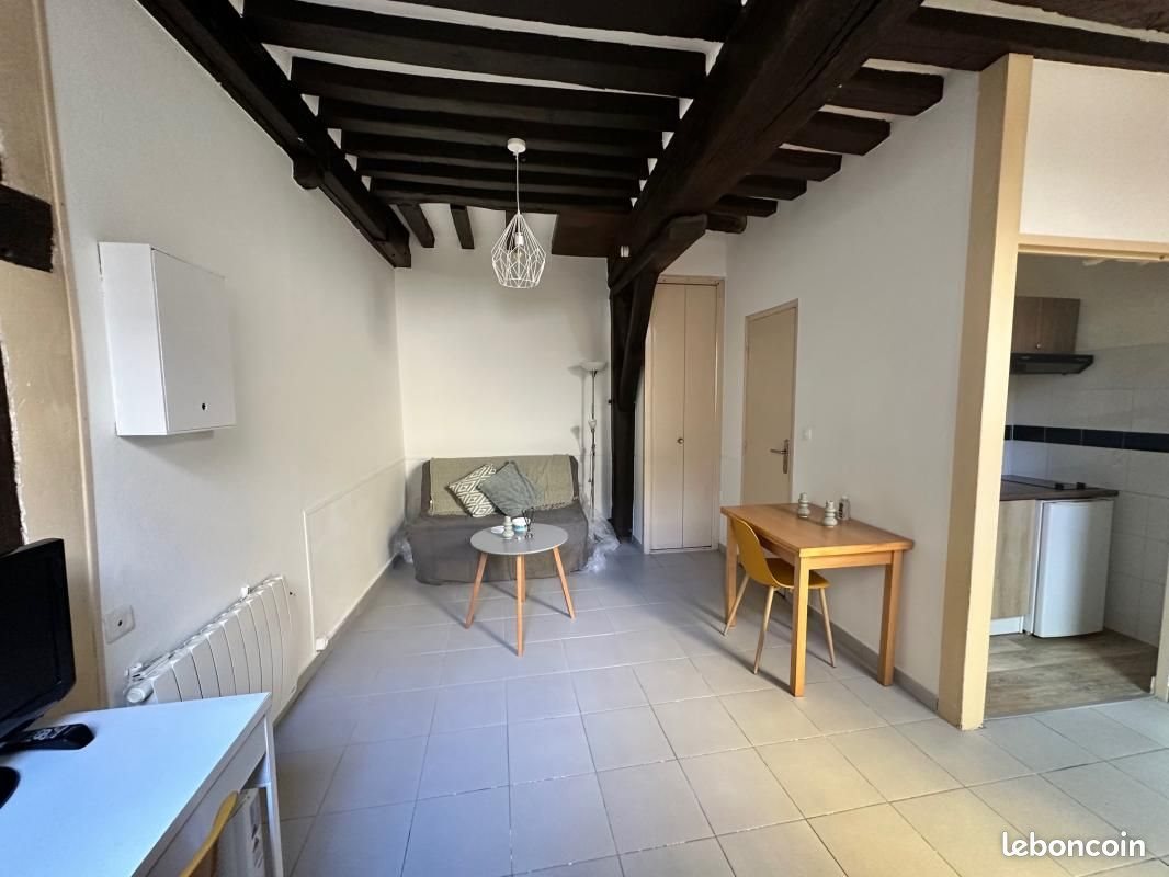 Appartement à louer, 21m², Orléans