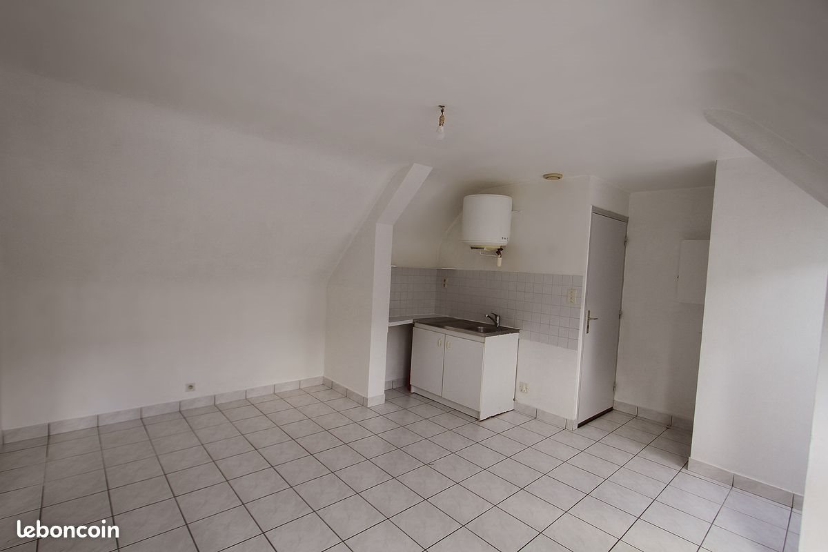 Appartement à louer, 32m², Plouay