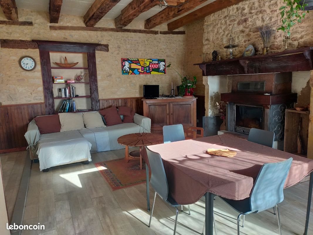 Maison à louer, 60m², Coux-et-Bigaroque