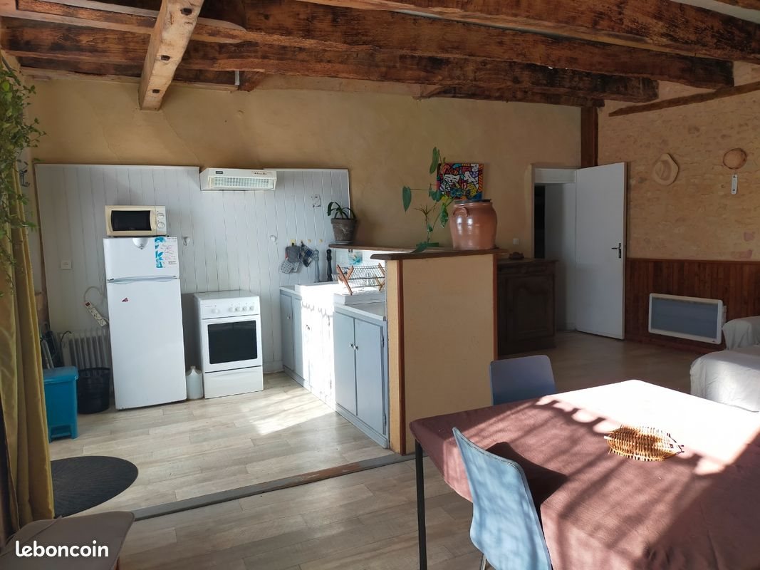 Maison à louer, 60m², Coux-et-Bigaroque