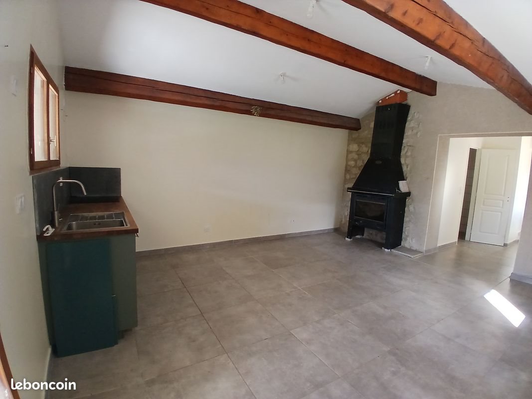 Maison à louer, 49m², Saint-Vincent-sur-Jabron