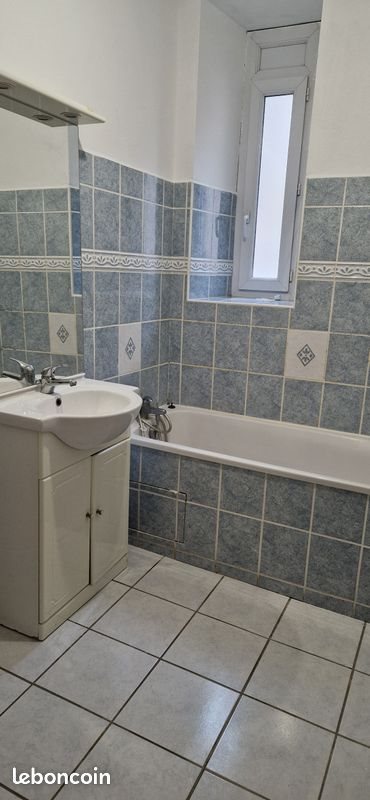 Appartement à louer, 70m², Mende