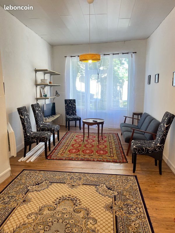 Maison à louer, 120m², Bazac