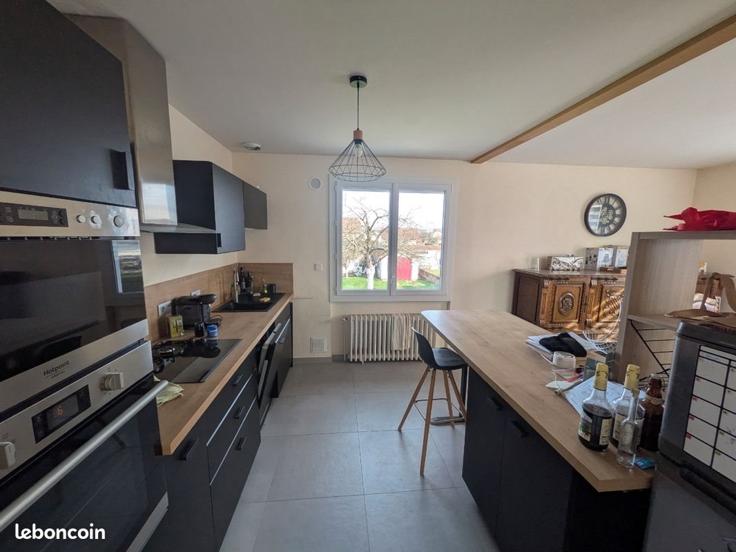 Maison à louer, 100m², Briennon