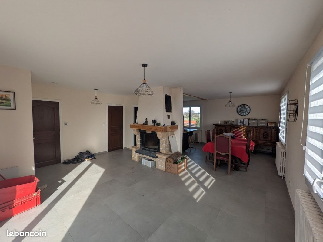 Maison à louer, 100m², Briennon