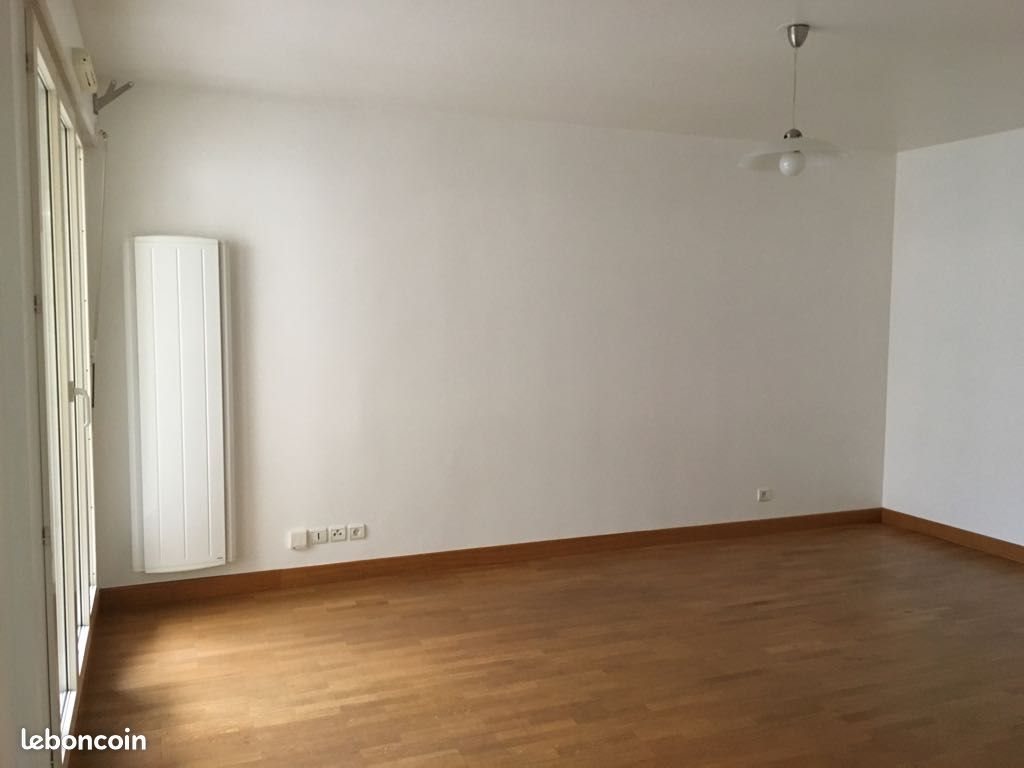 Appartement à louer, 46m², Paris 11ème