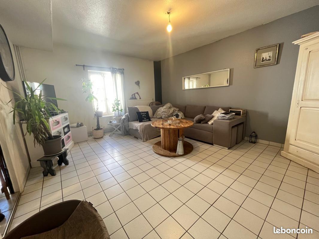 Appartement à louer, 121m², Saint-Galmier