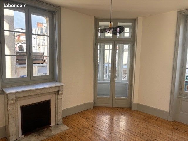 Appartement à louer, 74m², Châtel-Guyon