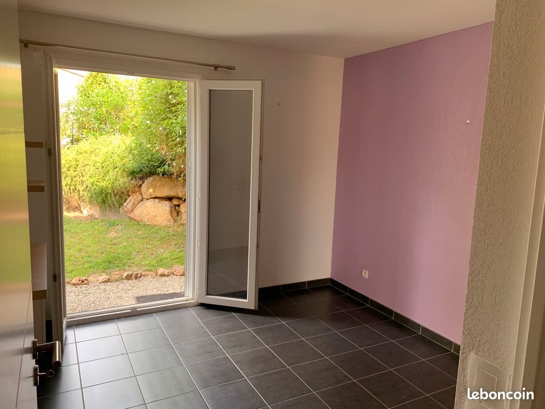 Maison à louer, 63m², Bagnols-en-Forêt