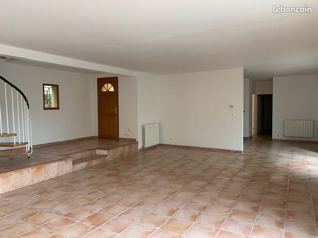 Maison à louer, 175m², Nîmes