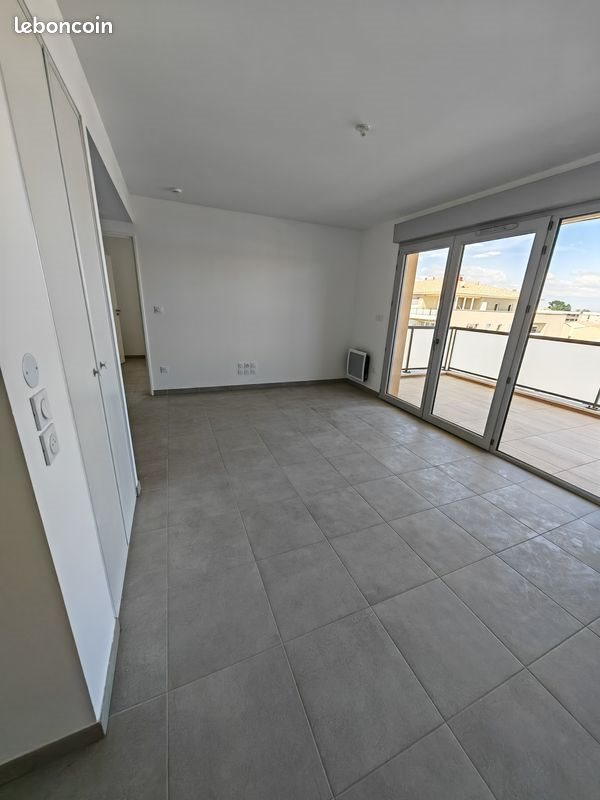 Appartement à louer, 43m², Monteux