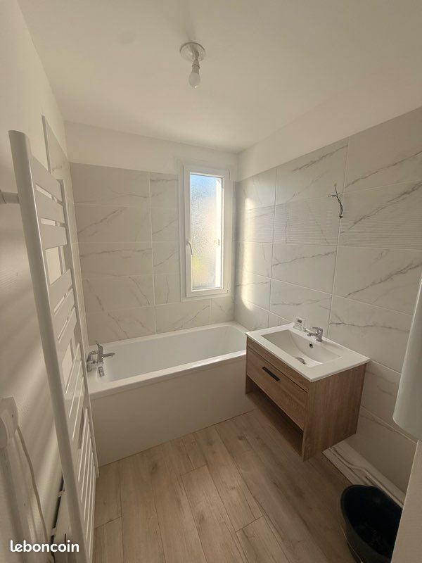 Appartement à louer, 89m², Doullens