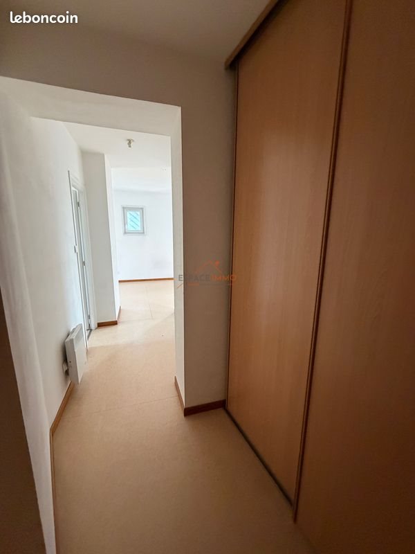 Appartement à louer, 42m², Denain