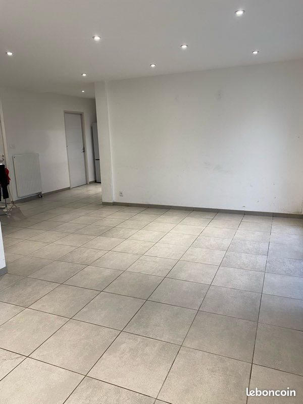 Maison à louer, 90m², Montrond-les-Bains