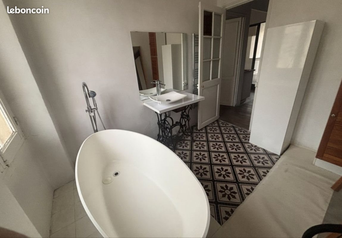 Appartement à louer, 55m², Toulon