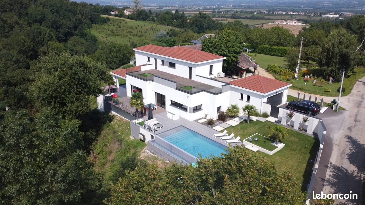 Maison à vendre, 265m², Jaillans