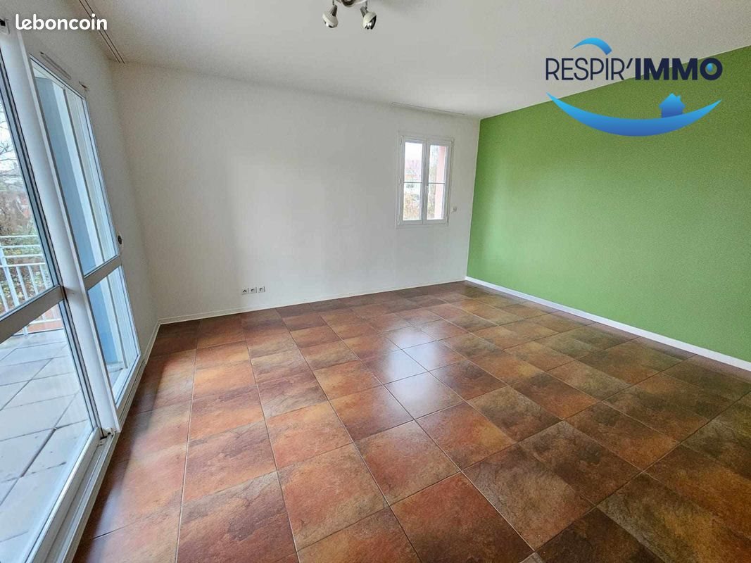 Appartement à louer, 73m², Delle