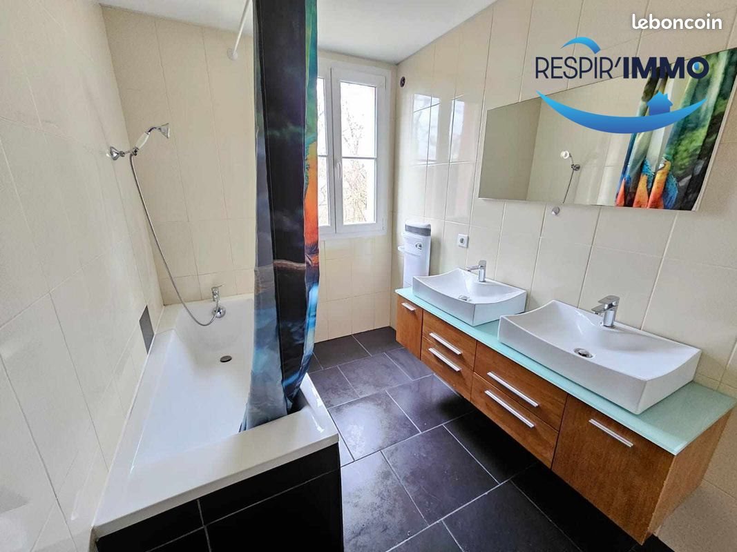 Appartement à louer, 73m², Delle