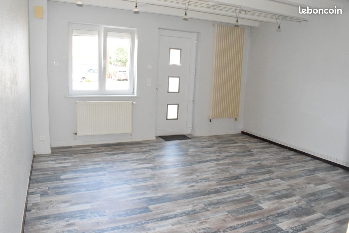 Appartement à louer, 67m², Delle