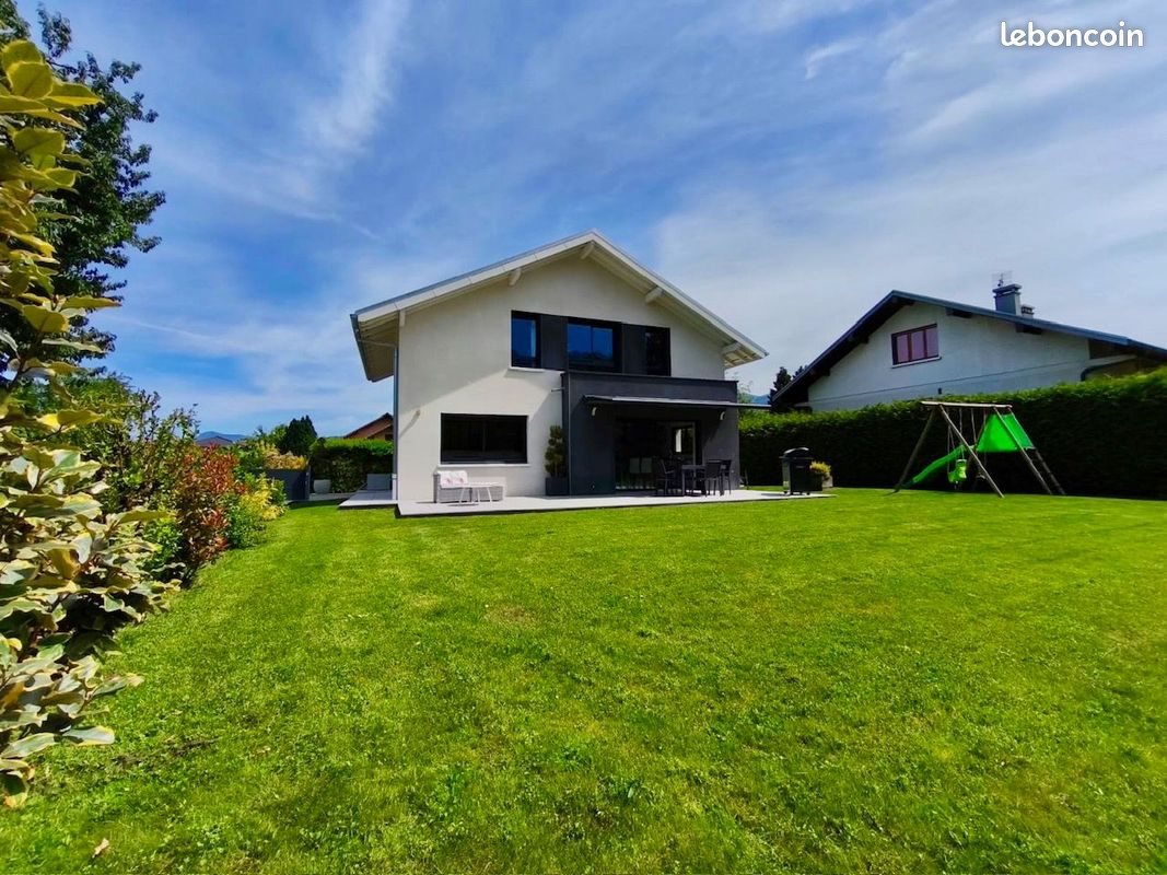 Maison à louer, 125m², Saint-Pierre-en-Faucigny