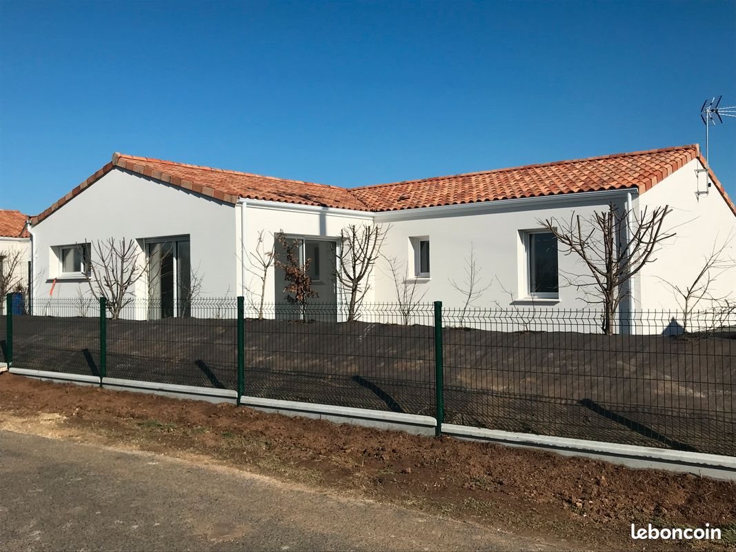 Maison à vendre, 128m², La Crèche