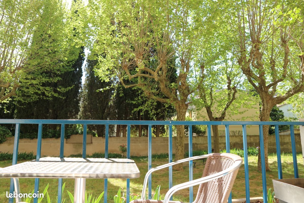 Appartement à louer, 67m², Nîmes