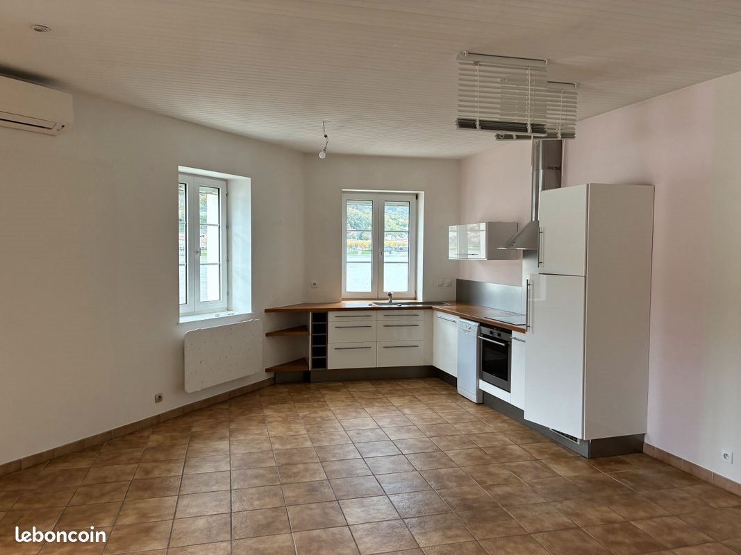 Maison à louer, 135m², Sablons