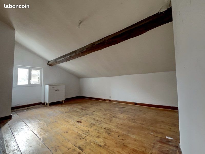 Appartement à louer, 80m², Marines