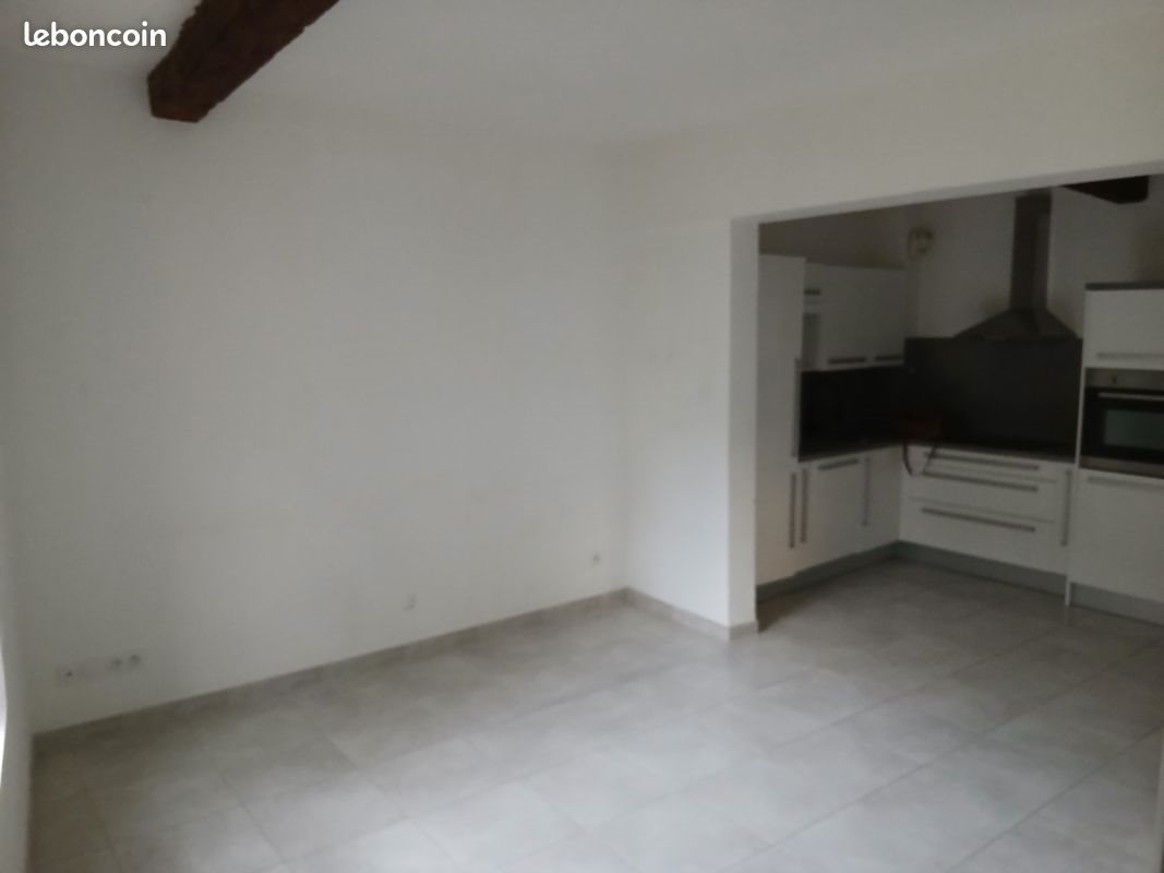 Appartement à louer, 39m², Uzès
