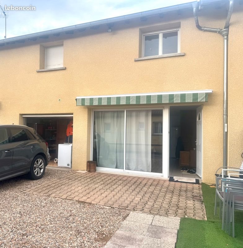 Maison à louer, 75m², Vougy