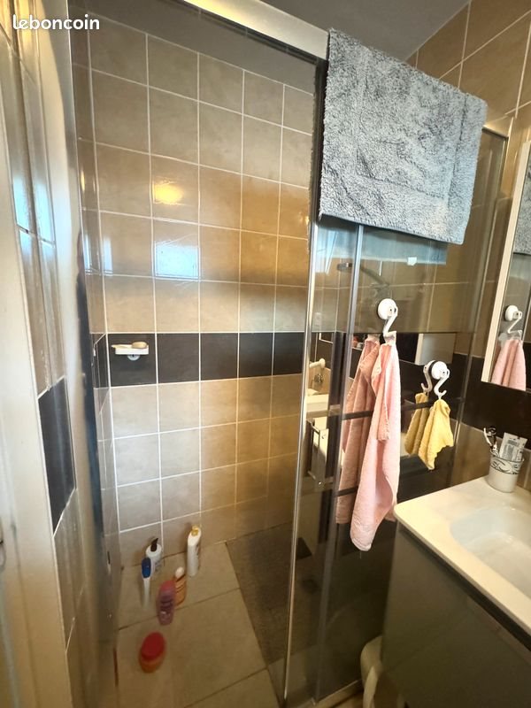 Maison à louer, 75m², Vougy