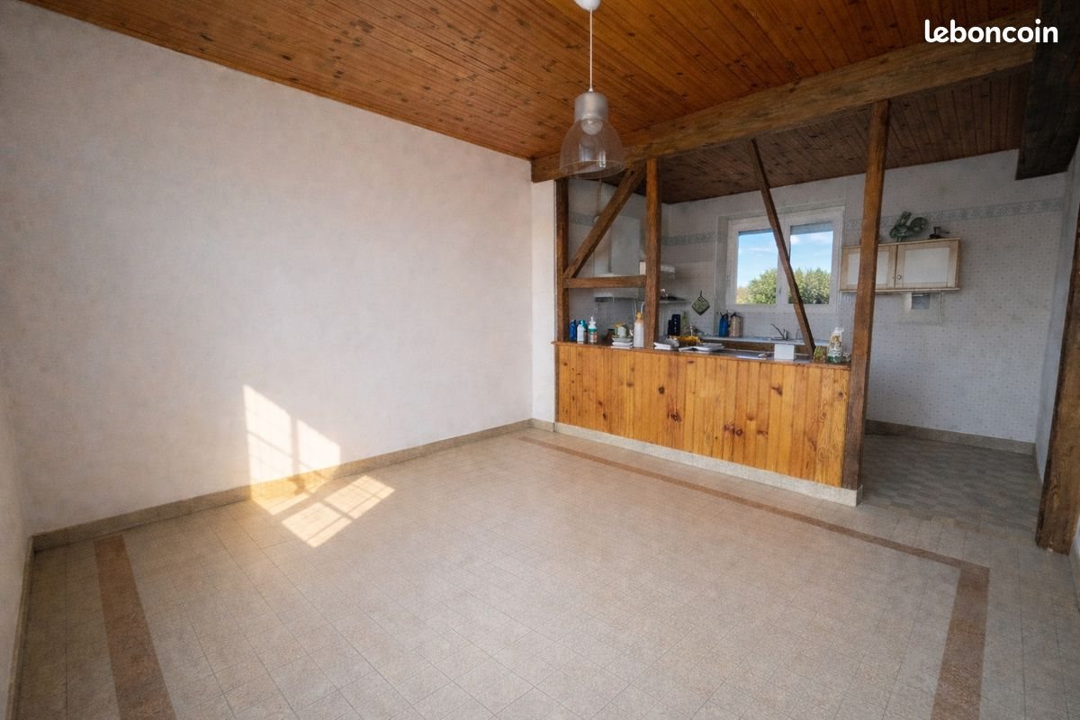 Maison à vendre, 120m², Saint-Amand-Montrond