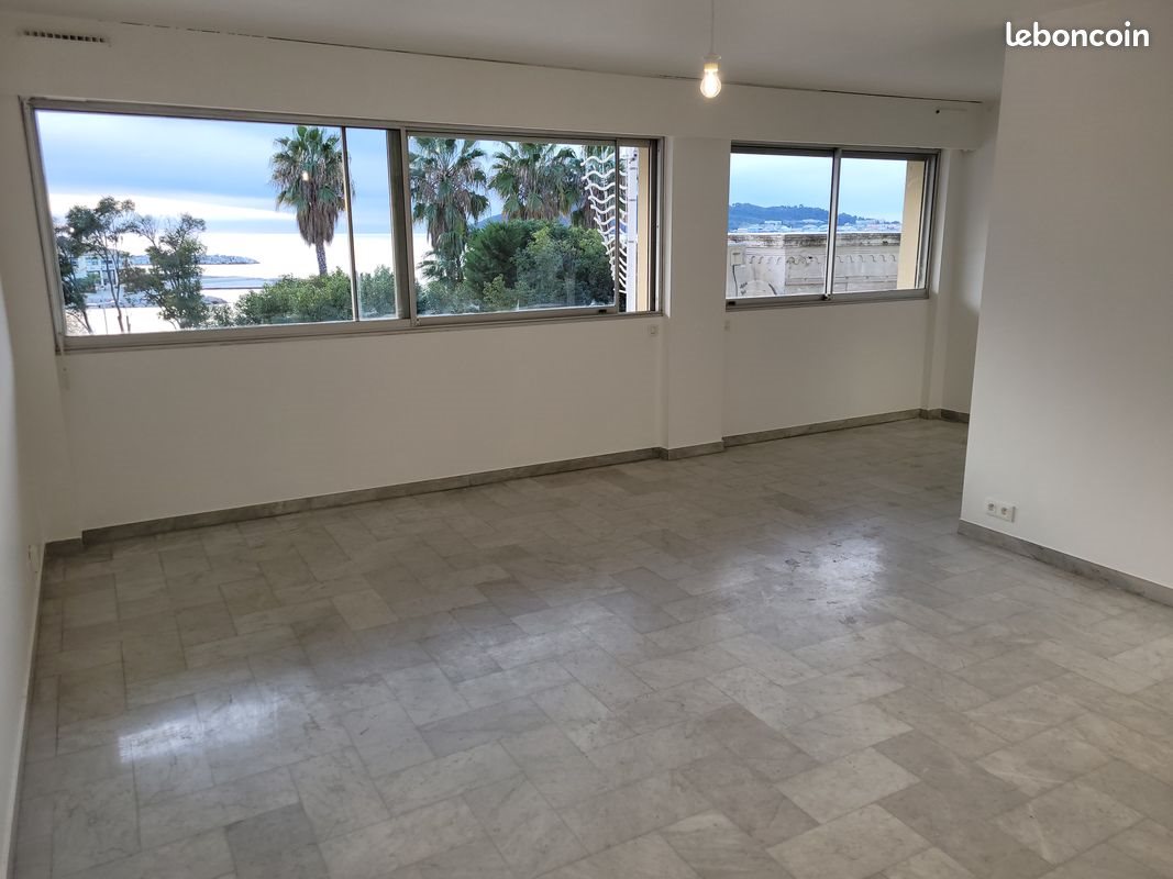 Appartement à louer, 57m², Toulon
