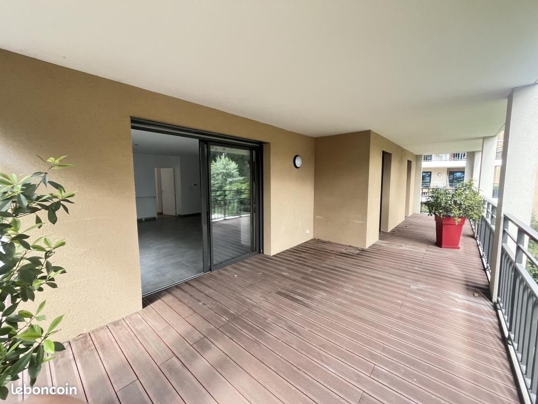 Appartement à louer, 83m², Saint-Galmier