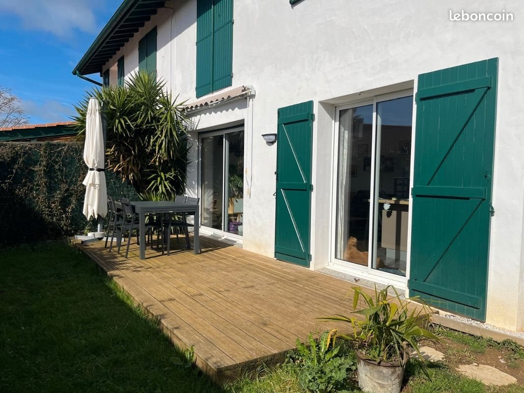 Maison à vendre, 97m², Saint-Pée-sur-Nivelle
