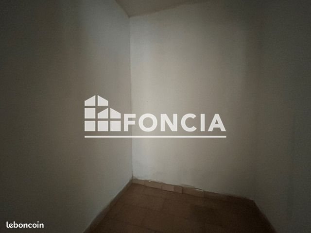 Appartement à louer, 64m², Uzès