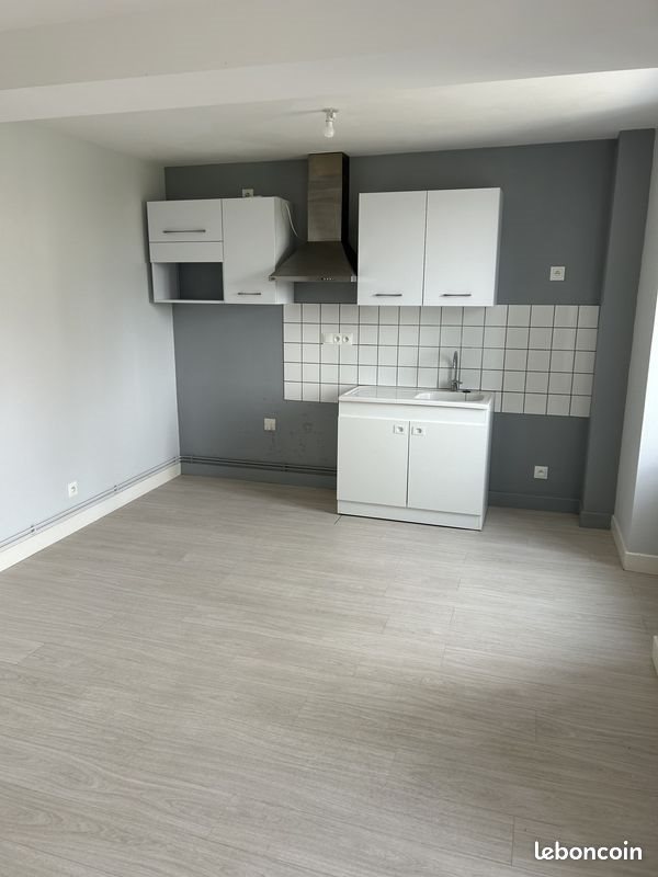 Appartement à louer, 33m², Tralaigues